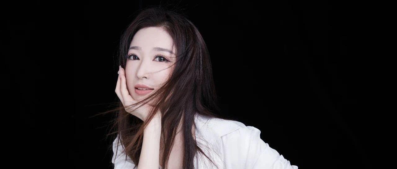 抖音爆红女歌手《赵依娜》6/27#，空降宁远缪斯酒吧与粉丝零距离接触