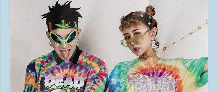 MR·Oscar Club-XMAS PARTY特邀厂牌DJ组合CRAZY ALIEN#地外电音#满足你对电子音乐的所有幻想！