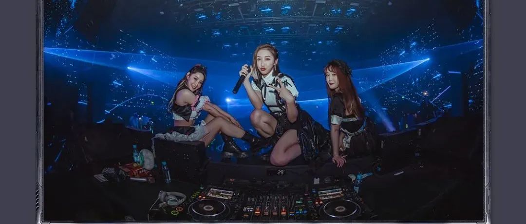 #BOOMBOOMROOM | 周末嘉宾全程回顾 #享受一些美好的时光，把生活调成派对频道