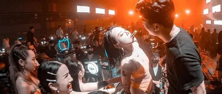 Review: GET THE PARTY START ! @TOP LONGGANG