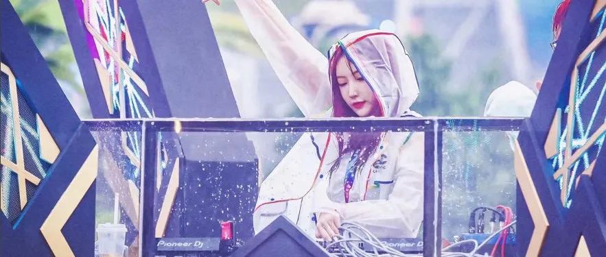 2022.07.31 | 这谁能扛得住？@DJ VIKI · 马爹利SWIFT厂牌高能来袭