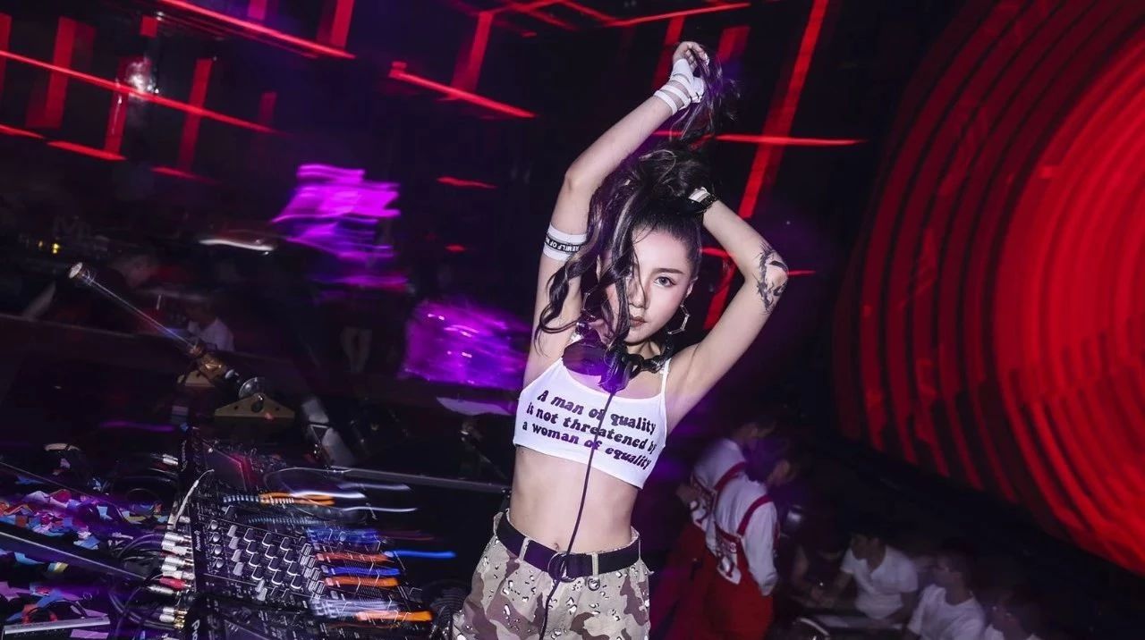 8.2 亚洲女子ＤＪFox 狐狸来袭音乐大赏