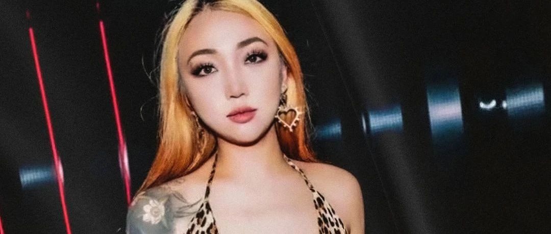 09.11 Sat. | DJ ABBY 坠入舞池感受霓虹秘制的独特体验！