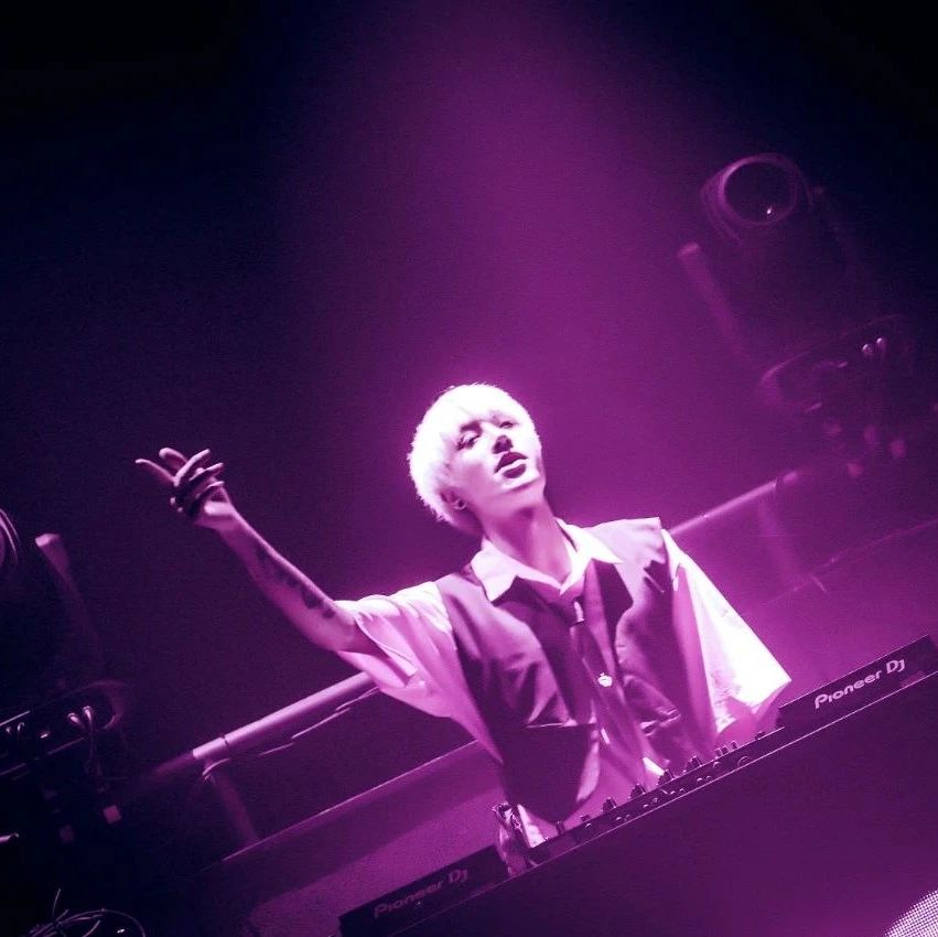 嘉宾回顾丨DJ KINKIN用强有力的跳跃挣脱束缚的引力枷锁