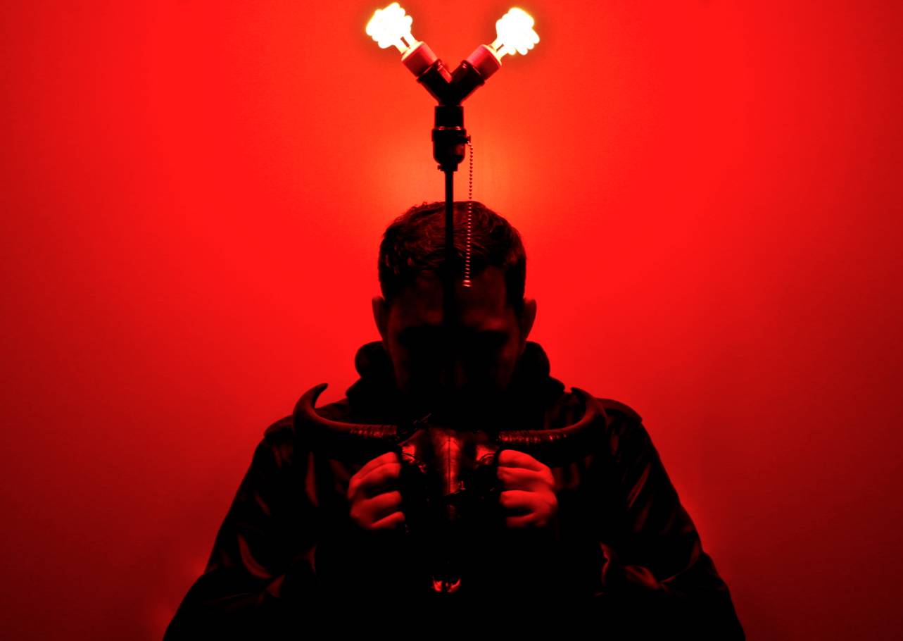12月3日 PYRO直播间迎来 Techno 大神 Drumcell