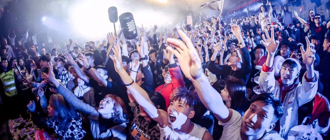 如果说Party不是为了认识更多的小姐姐，那么.......
