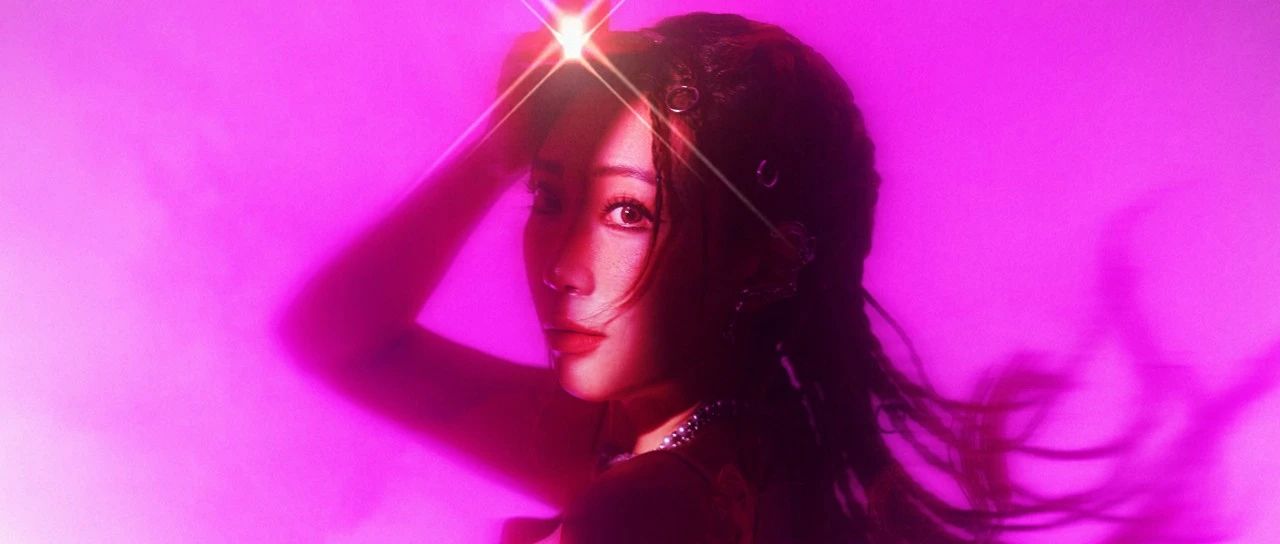 TONIGHT ▲ AKI CHOO