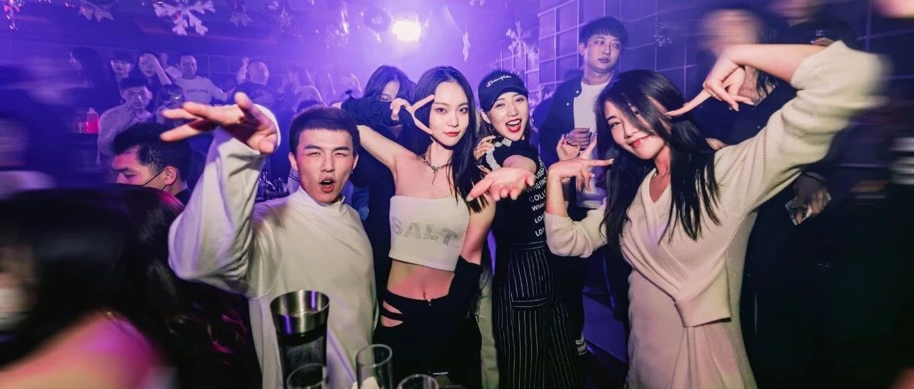 Hi MOLLY圣诞回顾 | 圣诞老人给不了你的快乐，我们给你！
