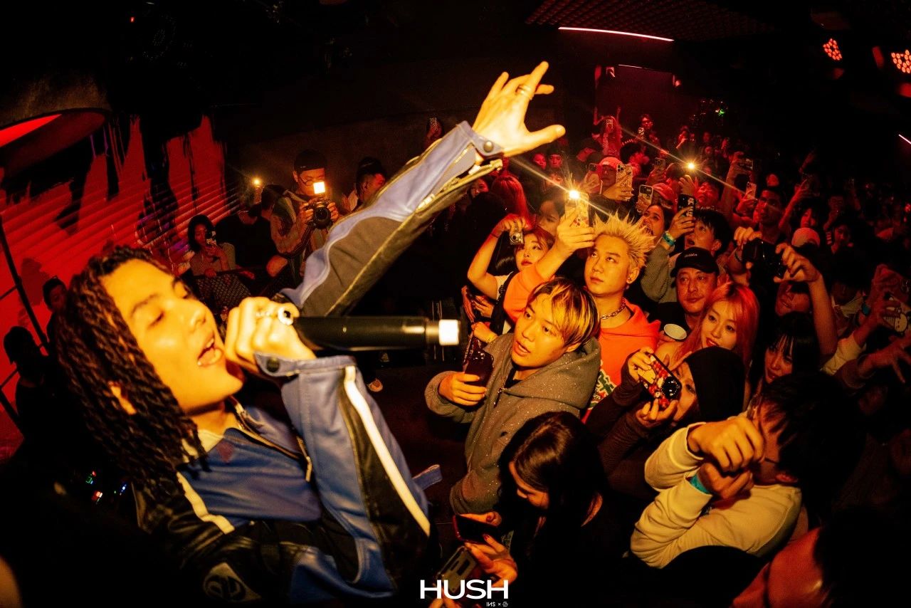 HUSH｜WEEKEND : 12/04 - 12/09