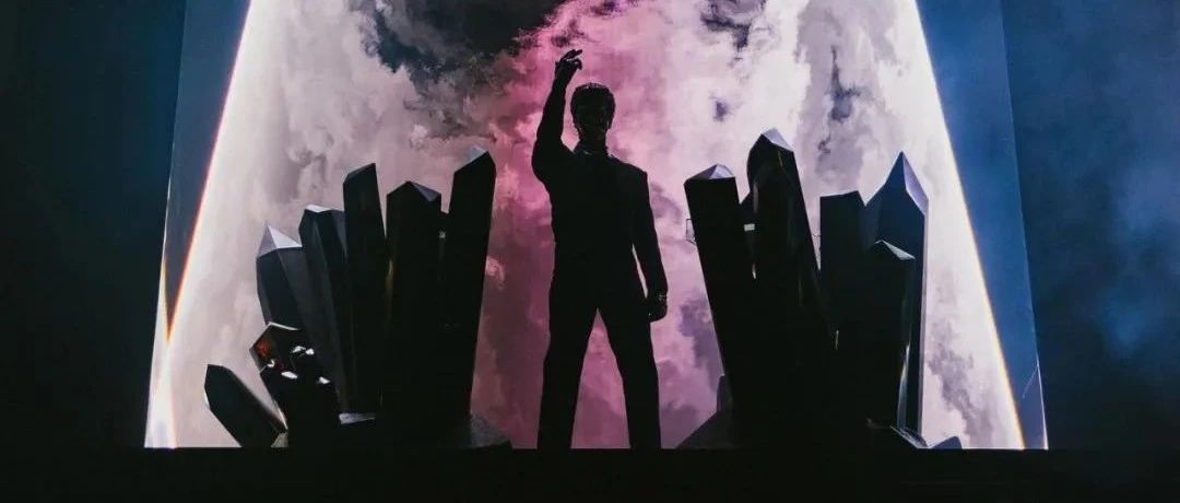 全球电音迷膜拜，“大魔王”科切拉同款暗黑美学舞台降临喜力®VAC电音节