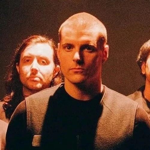 08.08｜Deafheaven主唱George Clarke亲自解读《Lonely People With Power》