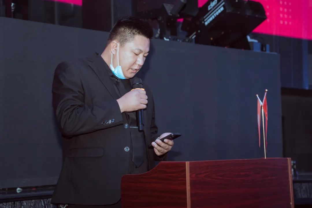 MAGIC CITY 幻城丨第一届员工大会“梦想聚团队，团队铸梦想”-惠州幻城酒吧/MAGIC CITY