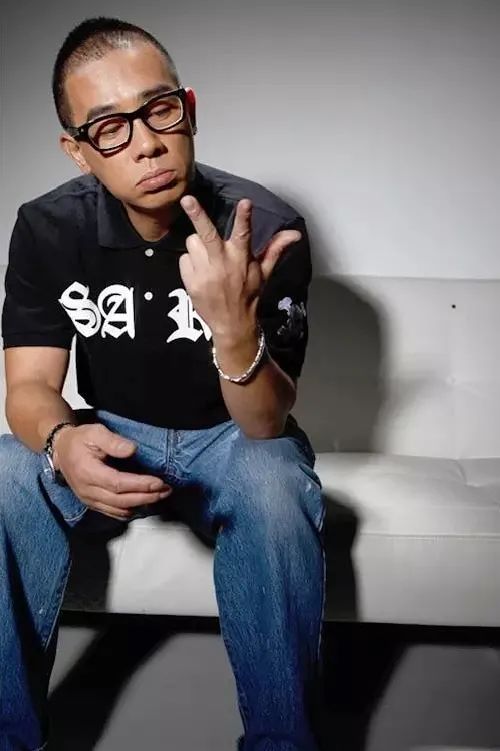 陈小春 | 07.10 SOS CLUB&马永新 百变大咖秀-上海风暴酒吧/SOS Club