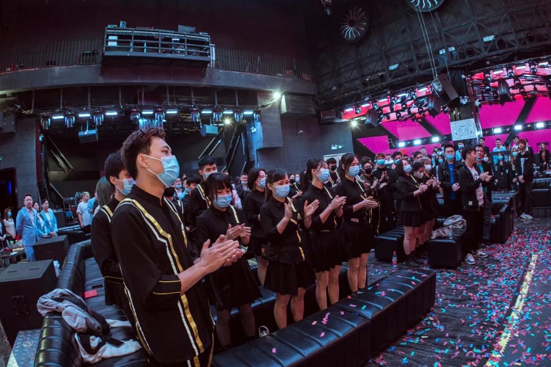 MAGIC CITY 幻城丨第一届员工大会“梦想聚团队，团队铸梦想”-惠州幻城酒吧/MAGIC CITY