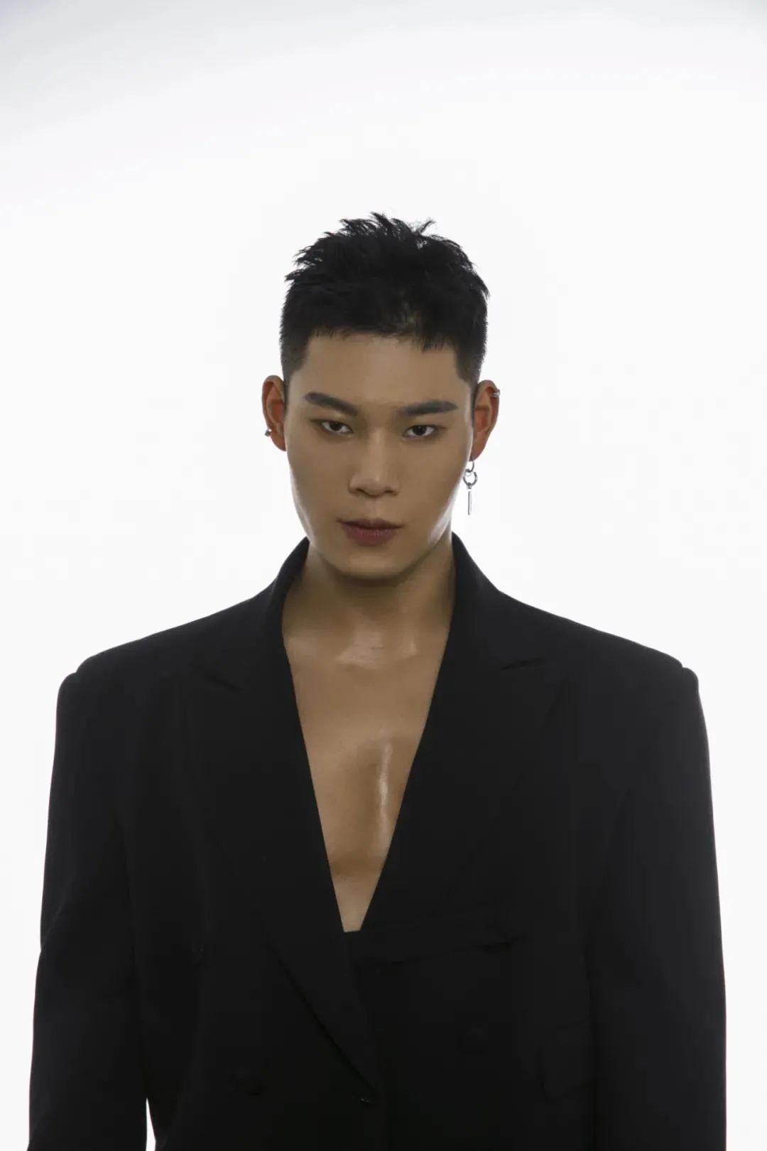 OPUS | 12.11 A2E组合 ' 实力肌肉型男来袭，有颜有料还有才！-昭通OPUS酒吧/OPUS CLUB