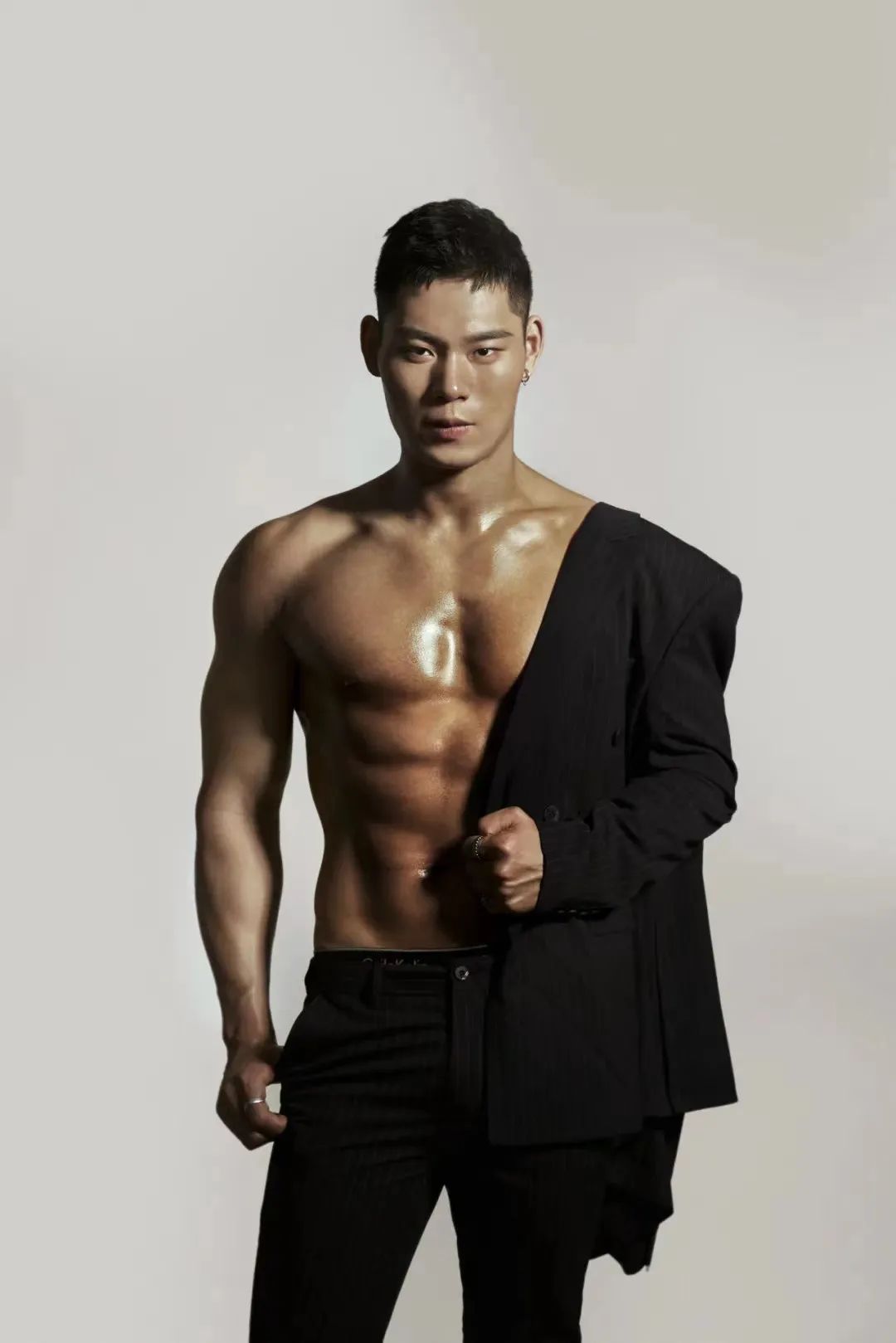 OPUS | 12.11 A2E组合 ' 实力肌肉型男来袭，有颜有料还有才！-昭通OPUS酒吧/OPUS CLUB
