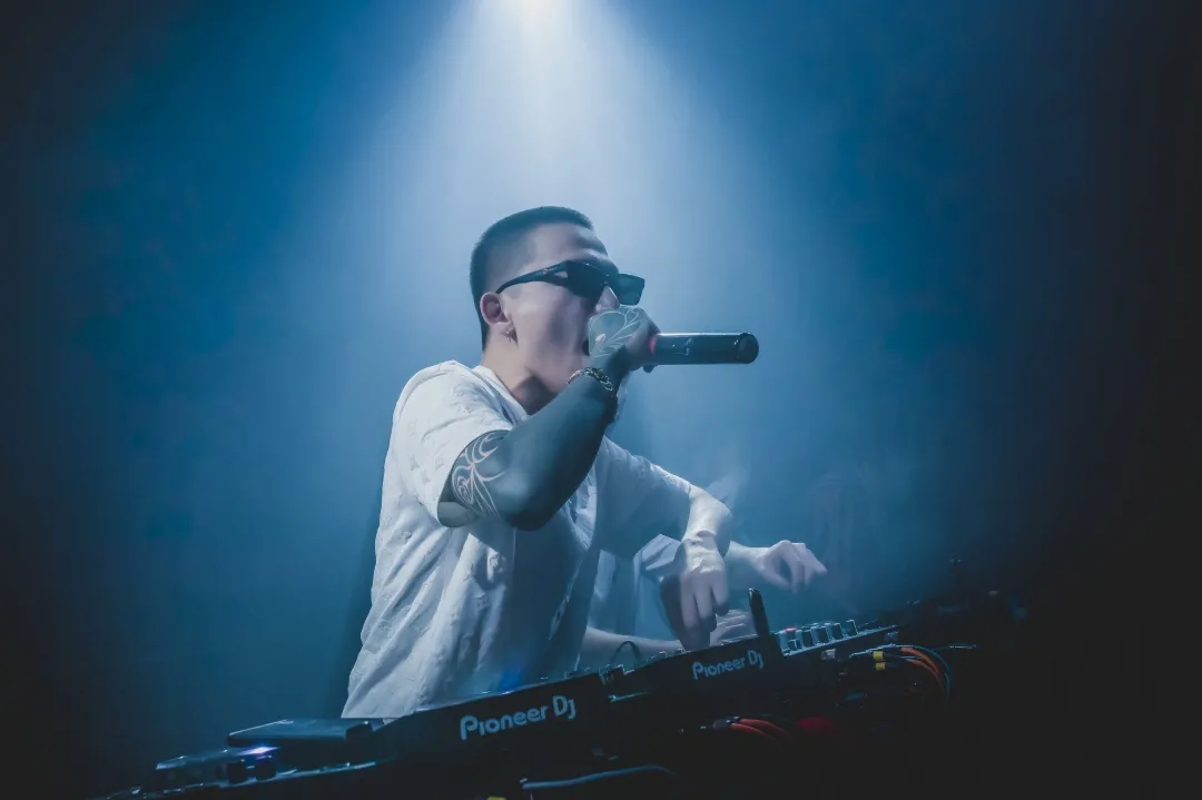 RICH CLUB | 07.18VINA HOUSE专场,全员都是“狠角色”!-厦门Rich Club/富人俱乐部 RICH CLUB | 07.18VINA HOUSE专场,全员都是“狠角色”!-厦门Rich Club/富人俱乐部