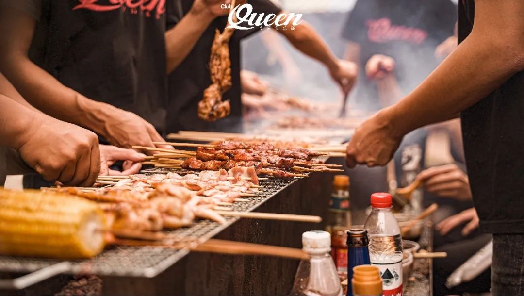 2021.11.19 | Queen Club举办“齐心聚力”主题户外团建活动 #传播企业价值观，增强员工凝聚力-防城港皇后酒吧/QUEEN CLUB