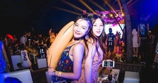 【HI PARTY】11.11“BIG BANANA”大香蕉主题派对萌化你！！-泸水嗨派酒吧/Hi Party