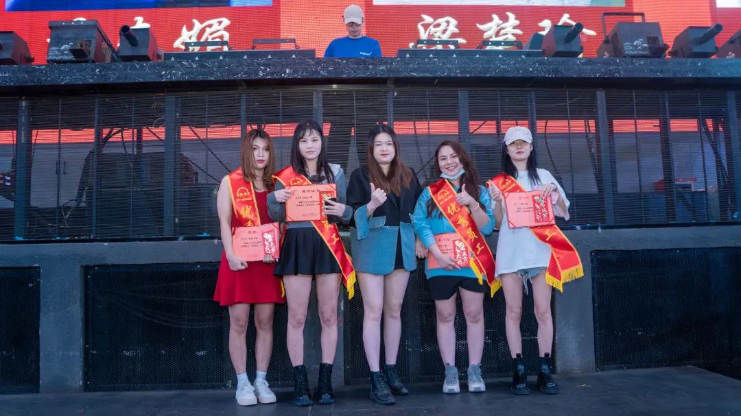 2021.11.15 | ET HOUSE 酒吧第四届员工大会暨9月-10月表彰大会-水东镇ET浩斯派酒吧/ET HOUSE