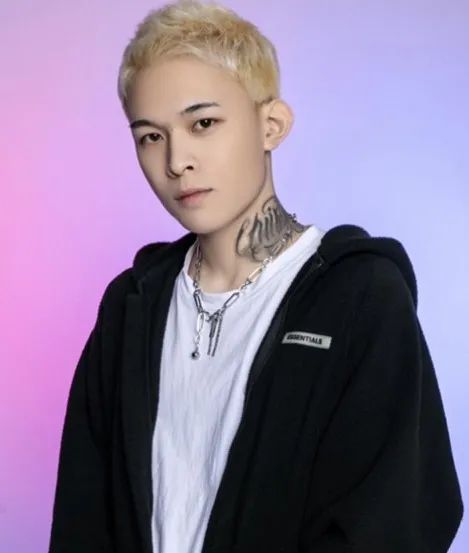 欢迎光临"新梦歌舞厅"-上海Intake Club 欢迎光临"新梦歌舞厅"-上海Intake Club