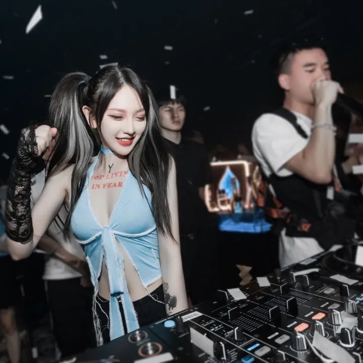 造浪计划 · 第二弹丨派对小公主DJ KITY带来持续五晚的快乐!-河源赫本酒吧/HEPNUBN CLUB 造浪计划 · 第二弹丨派对小公主DJ KITY带来持续五晚的快乐!-河源赫本酒吧/HEPNUBN CLUB