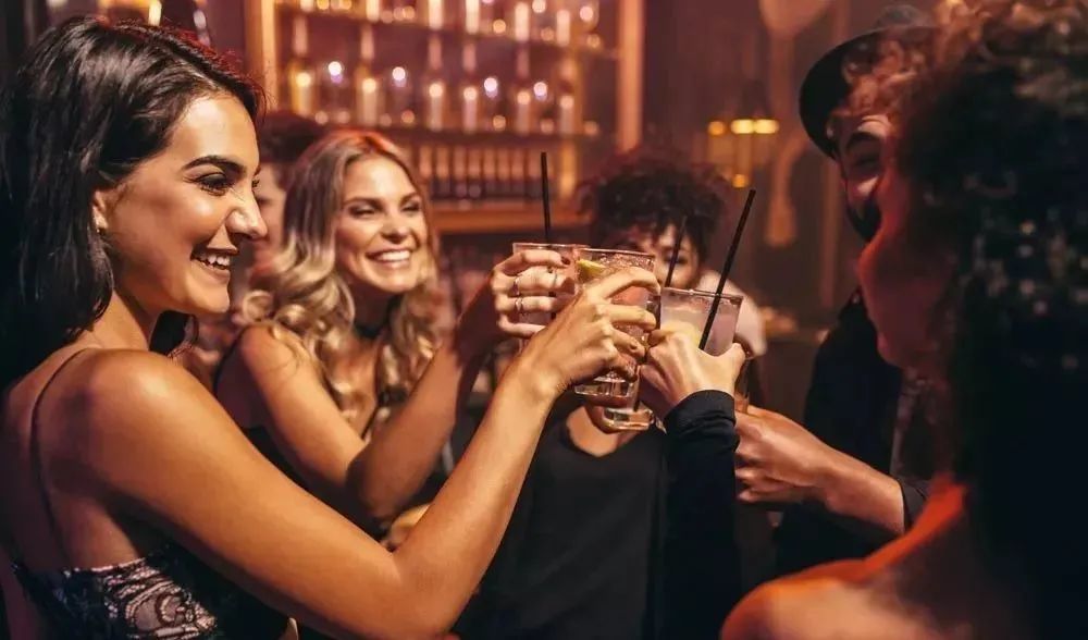 FREE CLUB酒吧 | 3.8女神节！今夜以女神之名，嗨出真实自我...-射洪自由酒吧/FREE CLUB