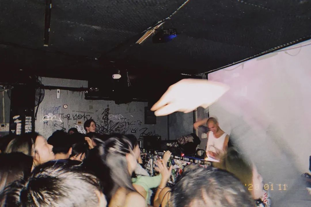 3月5日, POPASUDA @ Dada Shanghai|现场锡塔琴演奏 Live Sitar Infused Techno-上海DADA酒吧/DADA bar