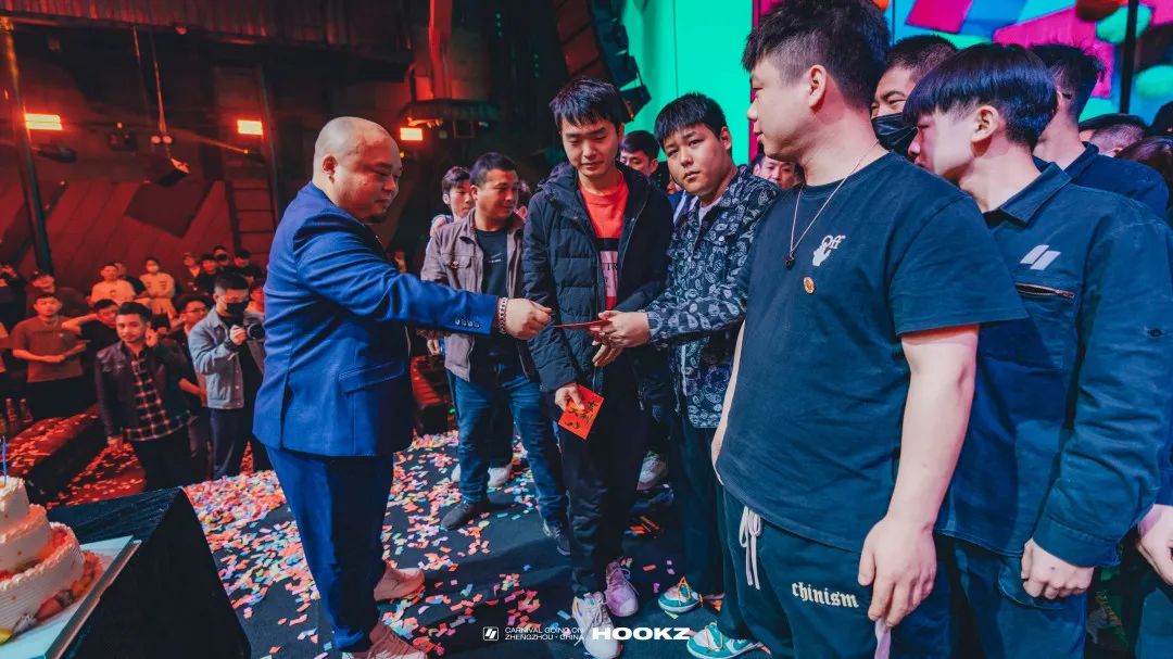 HOOKZ×#第一届员工大会暨2022年誓师大会# 争做新时代的开拓者-郑州HOOKZ酒吧/胡克斯酒吧
