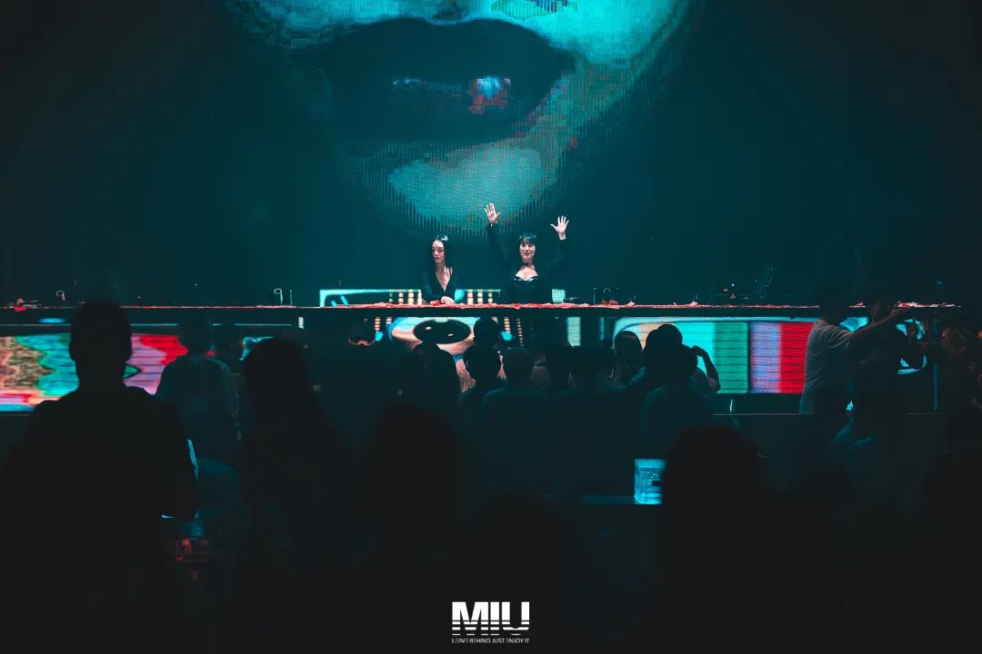 昨晚没来？你失去了一次凡尔赛的机会！-无锡MIU酒吧/MIU CLUB