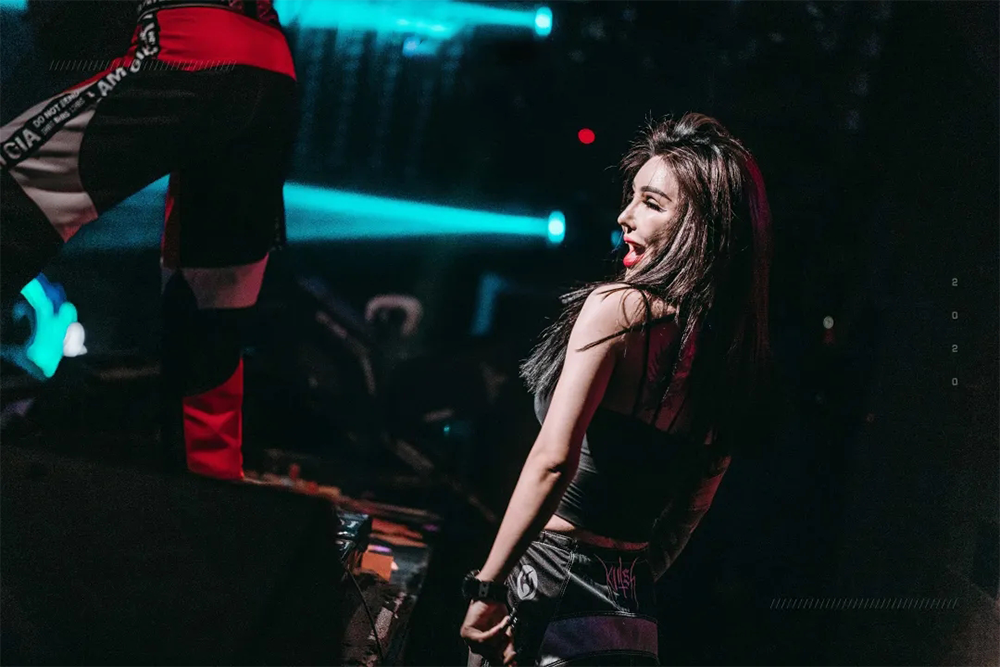 ARENA |2021.10.04-新派电音女子组合??????-昆山阿瑞娜酒吧/Arena Rave Club