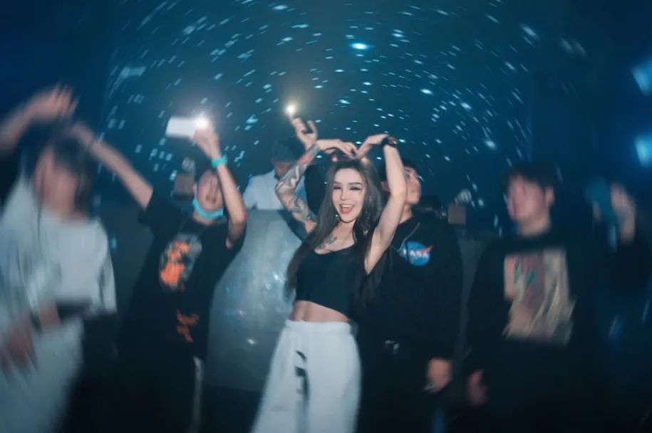 ARENA |2021.10.04-新派电音女子组合??????-昆山阿瑞娜酒吧/Arena Rave Club