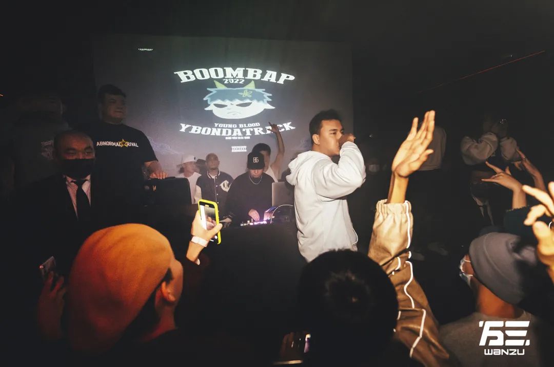 REVIEW｜Dec.31 2021 扬布拉德 LIVE in WANZU-成都万三酒吧/WANZU CLUB