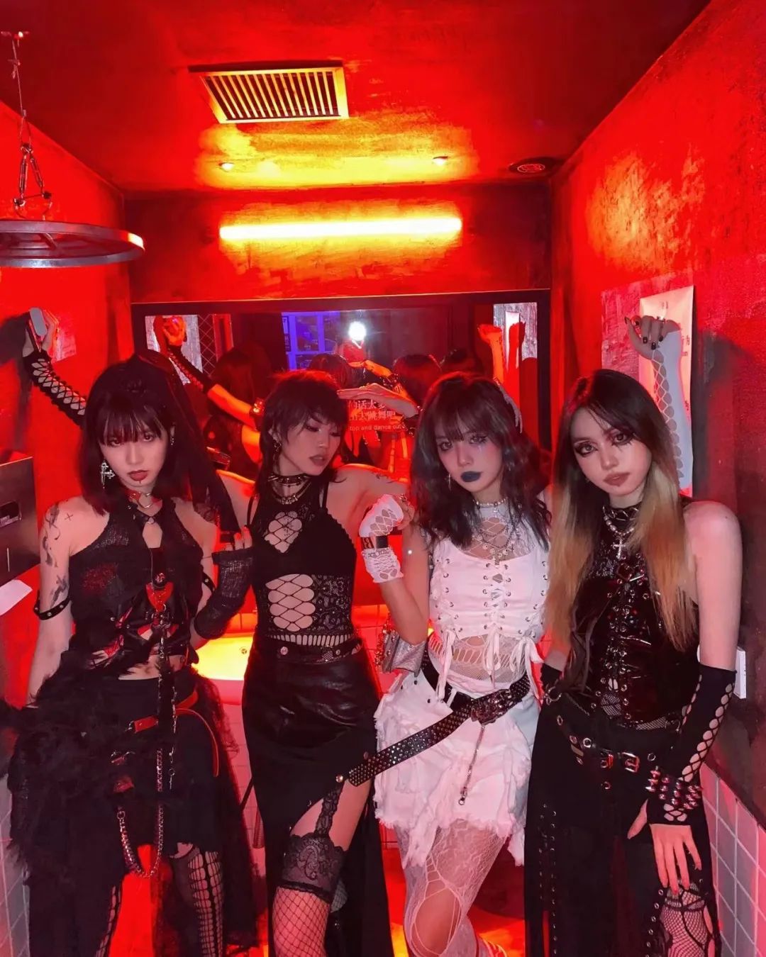 国 产 区 亚 人 类 鄙 视 链-佛山格莱美汇酒吧/Galame Club 国 产 区 亚 人 类 鄙 视 链-佛山格莱美汇酒吧/Galame Club