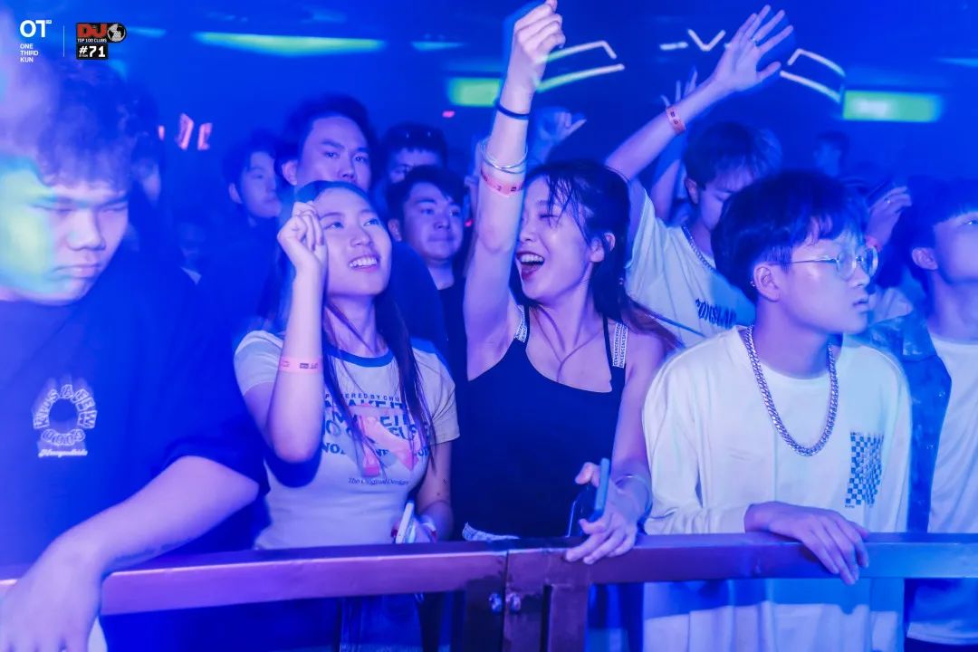 07.09 CRAZY YOUNG室内音乐节 | 每一次疯狂，都让青春闪闪发光-昆明OT酒吧/One Third Kun/OT KUN CLUB