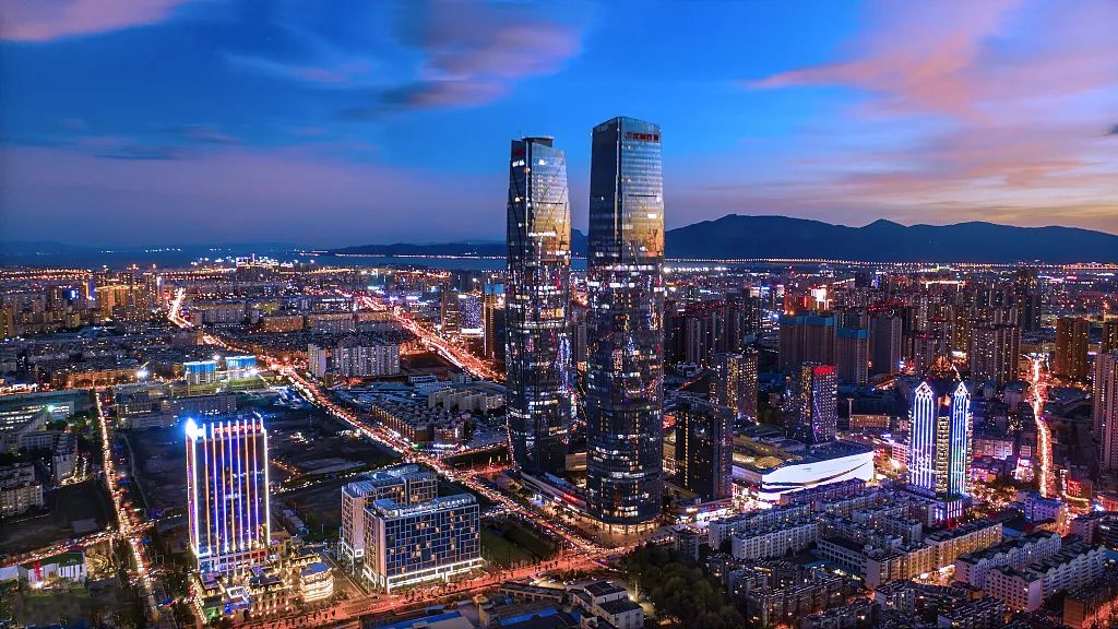 “爱乐之滇”主题巴士发车，让爱与音乐浸润这座城市-昆明OT酒吧/One Third Kun/OT KUN CLUB