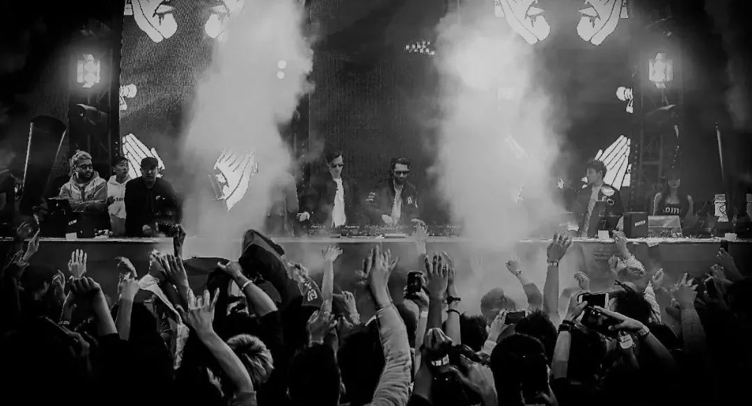 温莎娱乐·SPACE CLUB 一个世界级PARTY酒吧落户秦皇岛-秦皇岛斯贝斯酒吧/SPACE酒吧/SUPER SPACE CLUB