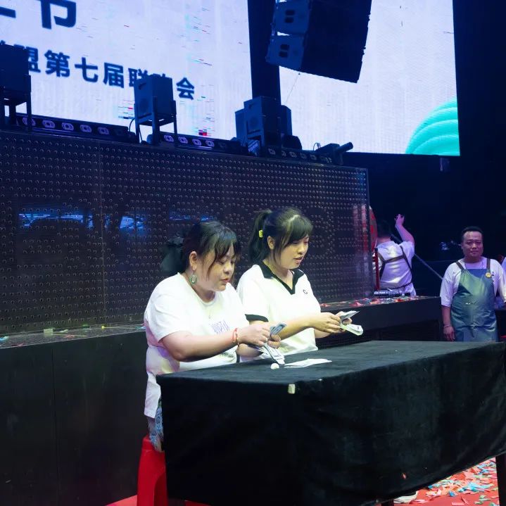 诺湘联盟集团·耒阳 OPEN HOUSE 2022年度88服务生节圆满落幕！-耒阳OH酒吧/Open House