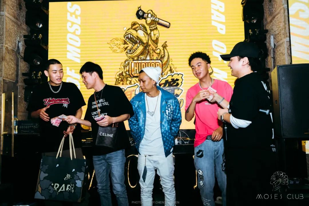 MOSES CLUB 10.29 '镇耳驭聋'2.0比赛回顾 《FREESTYLE BATTLE》-昆明MOSES CLUB/摩西酒吧