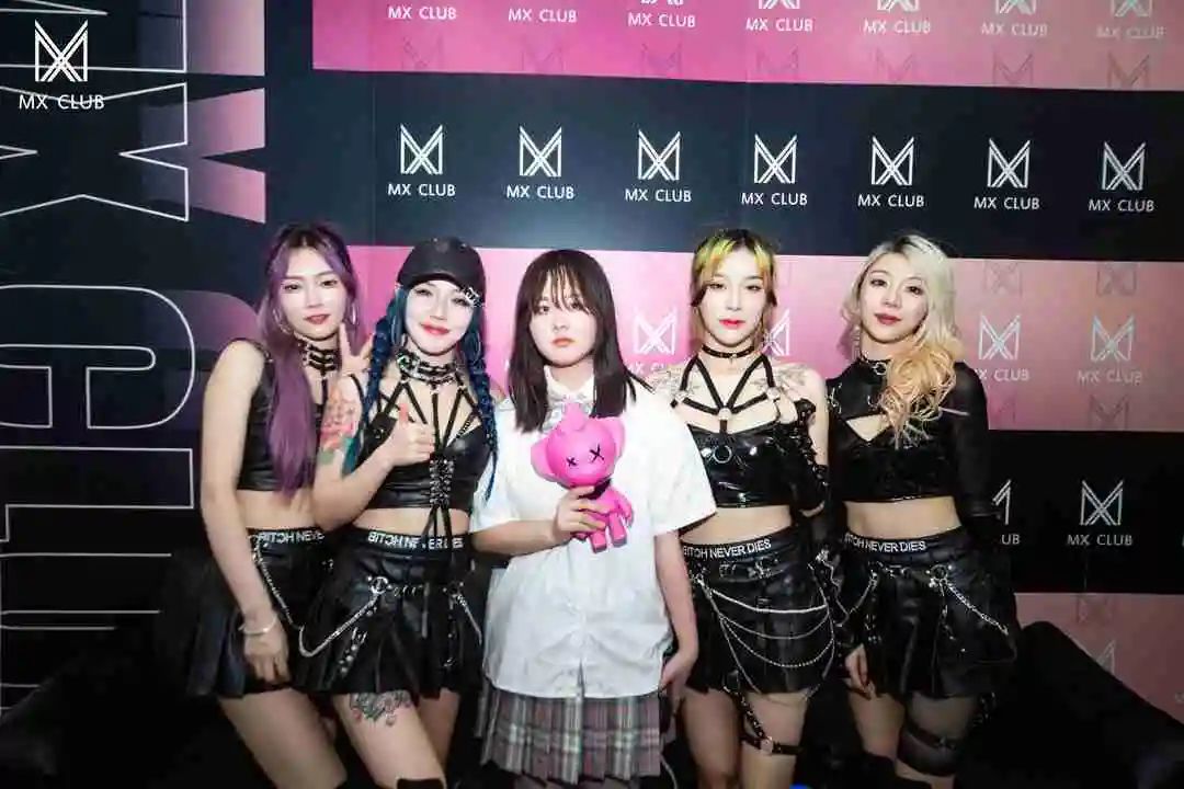 美女杀人不用刀...-濮阳MX酒吧/MX CLUB