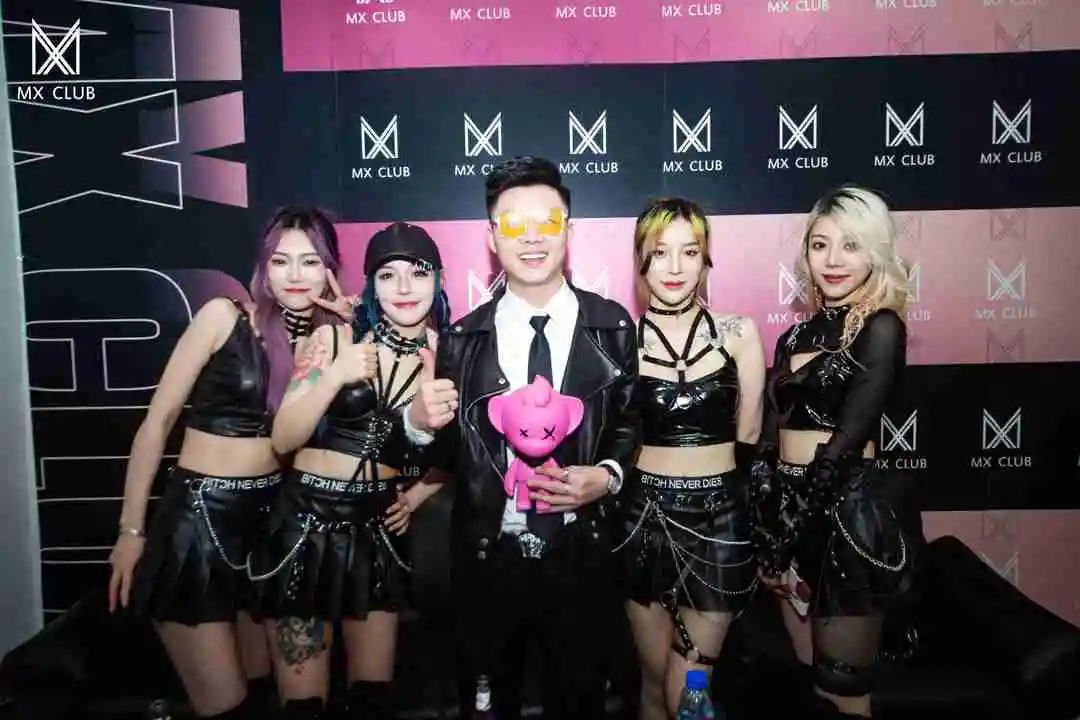 美女杀人不用刀...-濮阳MX酒吧/MX CLUB