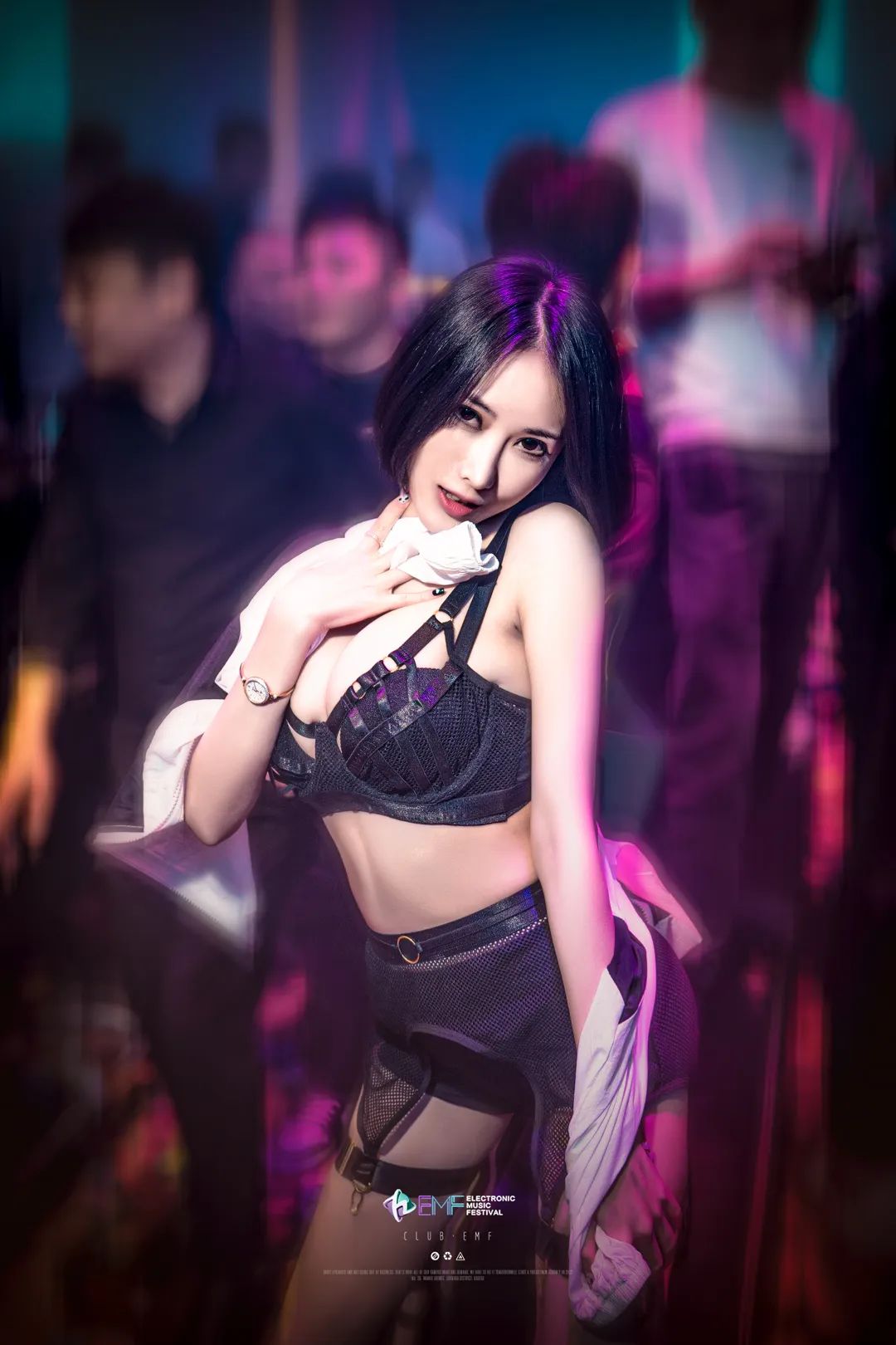 𝗖𝗟𝗨𝗕 𝗘𝗠𝗙 | DJ女魔头Monica呼叫头号玩家，请Raver入局-海口EMF酒吧/EMF CLUB