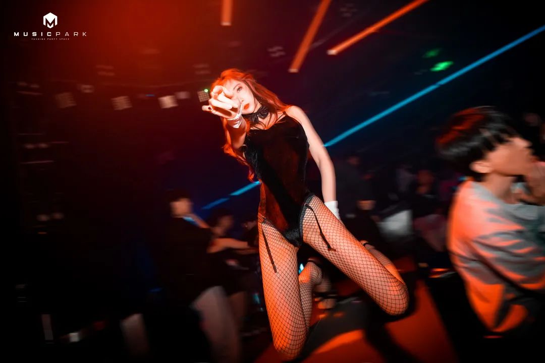 昨天，这个公园震慑了塘厦的夜晚-塘厦音乐公园/MusicPark