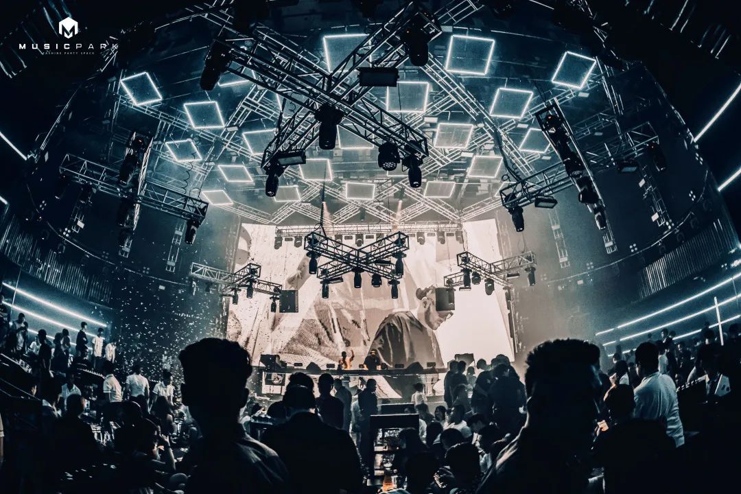 昨天，这个公园震慑了塘厦的夜晚-塘厦音乐公园/MusicPark