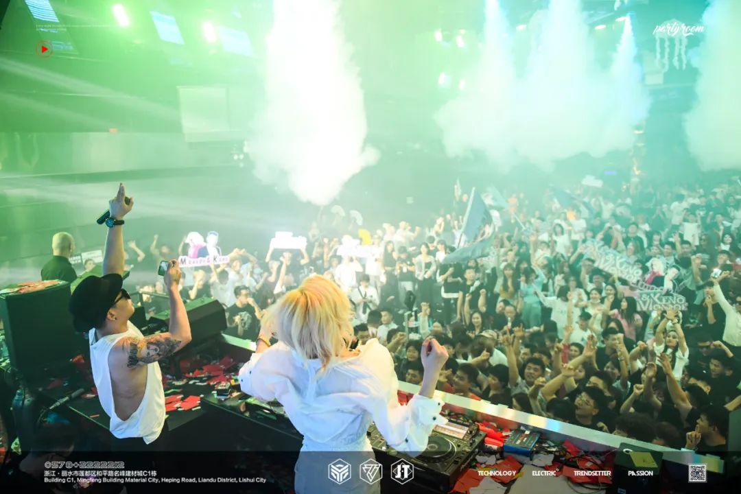 这晚丽水三分之二的潮人聚集在此丨PARTY ROOM 凯诺夫妇现场燥热回顾-丽水Party Room百大电音剧场
