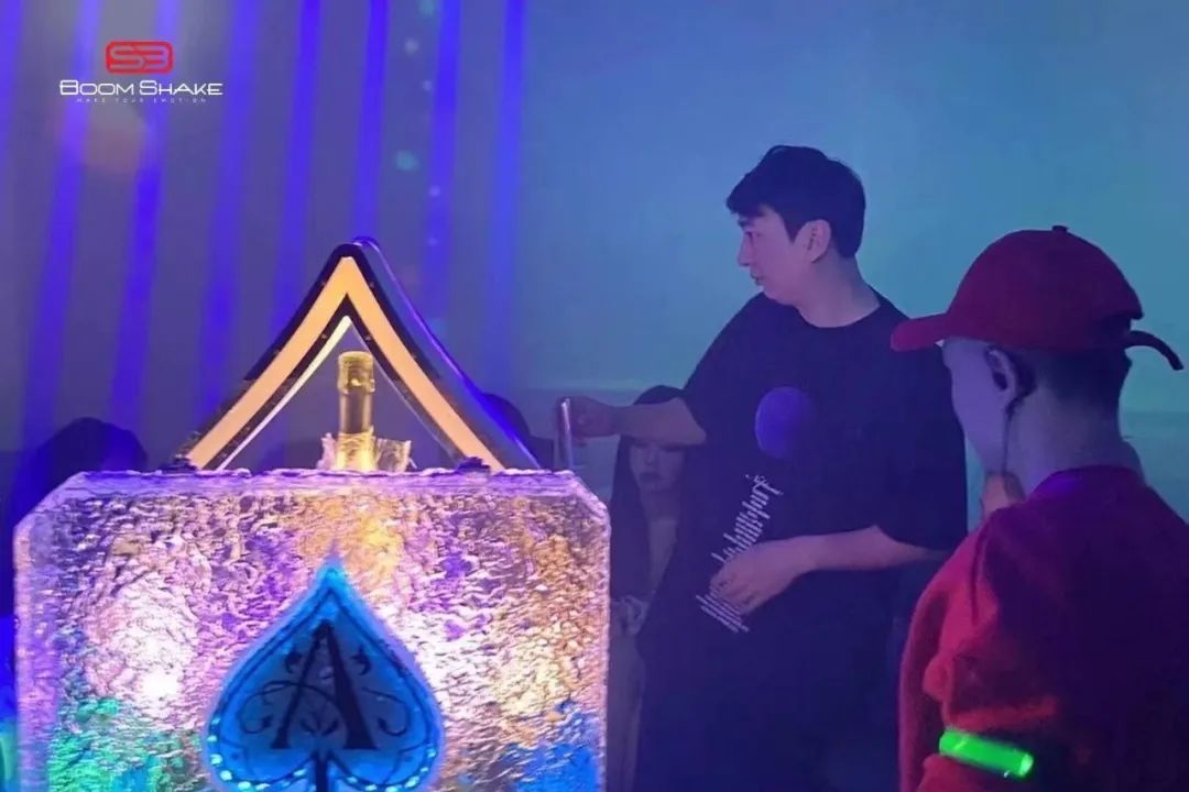 杭州BOOMSHAKE酒吧2022年最新消费指南（简介、卡座、低消图、酒水单、电话、地址）-杭州BoomShake酒吧/BSK酒吧
