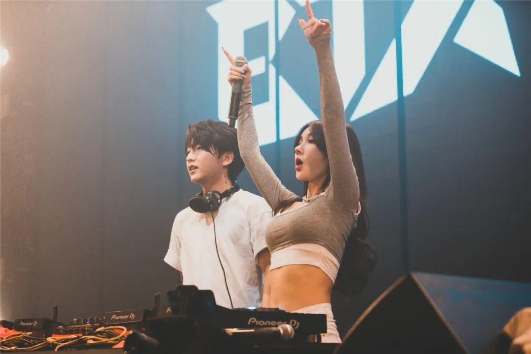 精彩回顾│10/08 # 全网最美女MC珂-福州SST酒吧/SST NIGHTCLUB