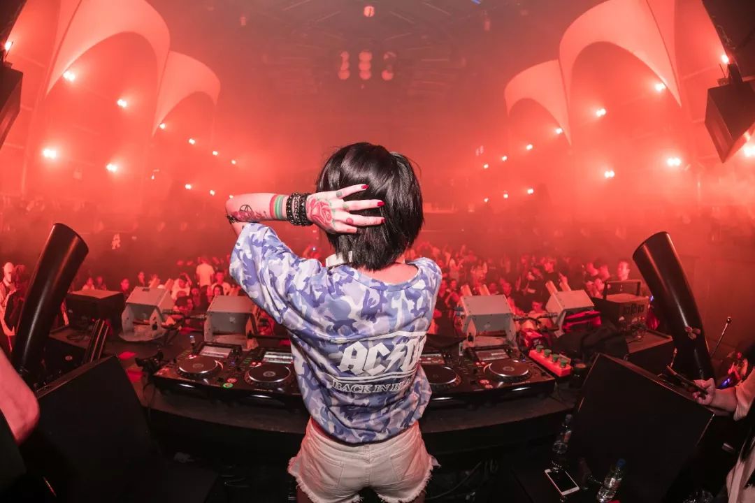 MAXTOP100DJsCLUB | #三月电音女神季# DJ KK & DJ YOYO准备打卡！-廊坊MAX酒吧/MAX CLUB