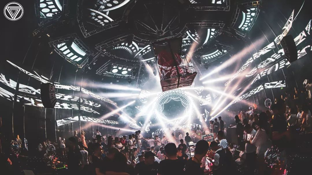 CLUB MAX 荣获2019年中国百大夜店24名!-廊坊MAX酒吧/MAX CLUB