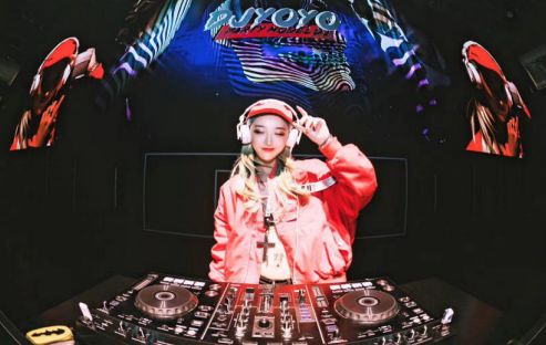 MAXTOP100DJsCLUB | #三月电音女神季# DJ KK & DJ YOYO准备打卡！-廊坊MAX酒吧/MAX CLUB